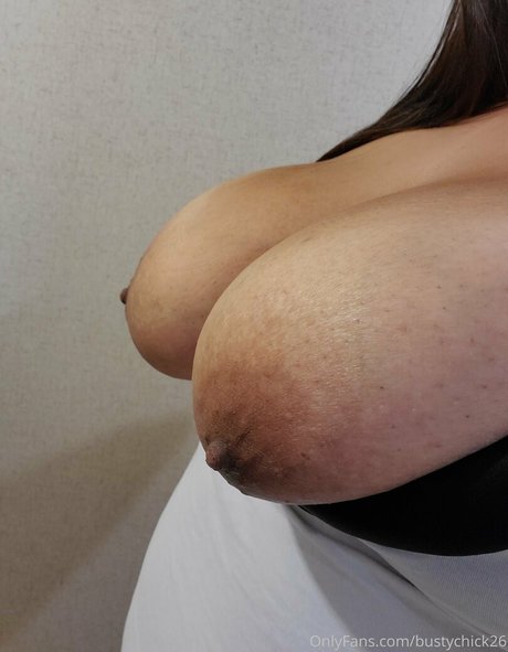 Bustychick26