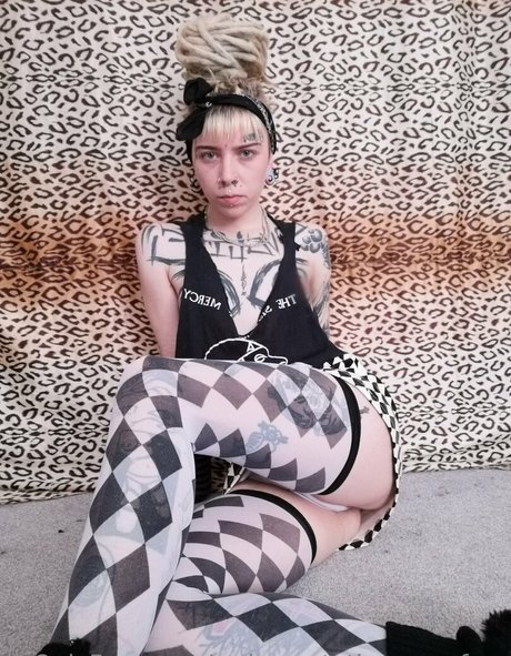 Welcometothesewerfree