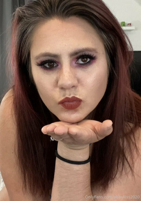 Abbykiss2020