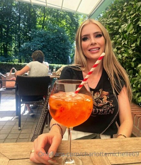 Charlottemichelle69