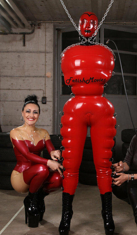 Rubberdollemma