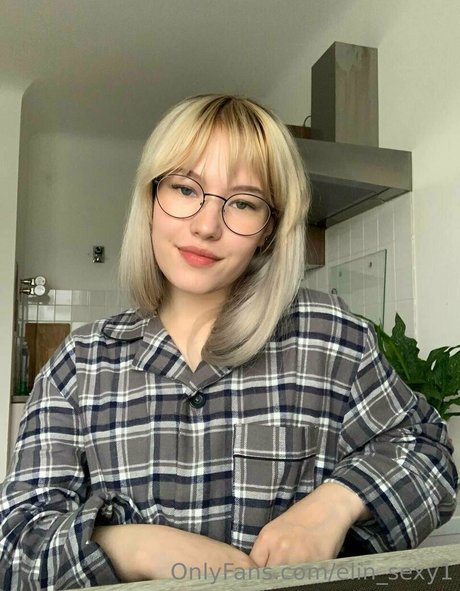 Elinsexy1
