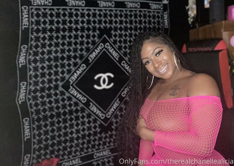 Therealchanellealicia