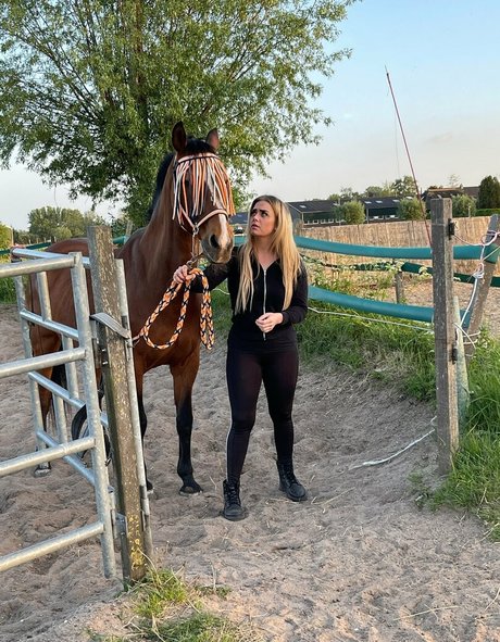 Kellymilanaughtycowgirl