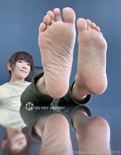 Kaori18729135