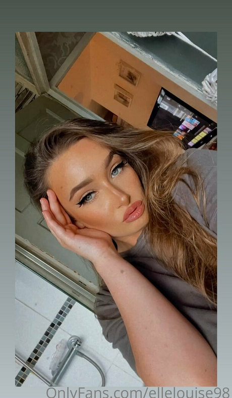 Ellelouise98