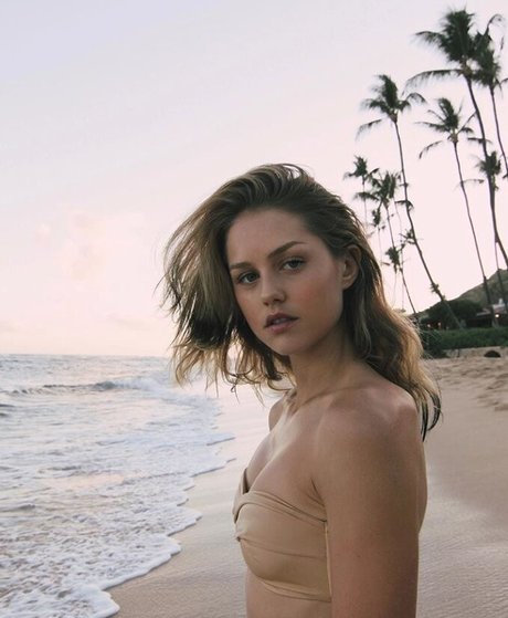 Isabelle Cornish