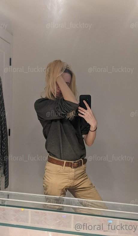 Floralfucktoy