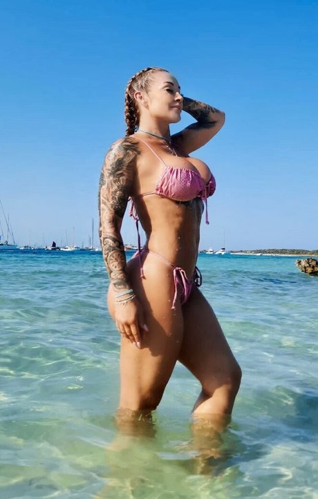 Victoria Lomba