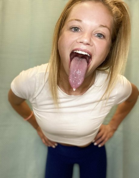 Katelynlongtongue