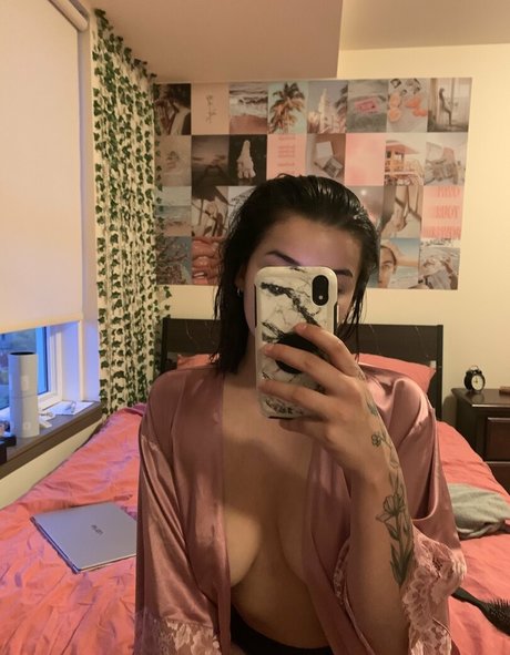 Adriana Nicole Kardos