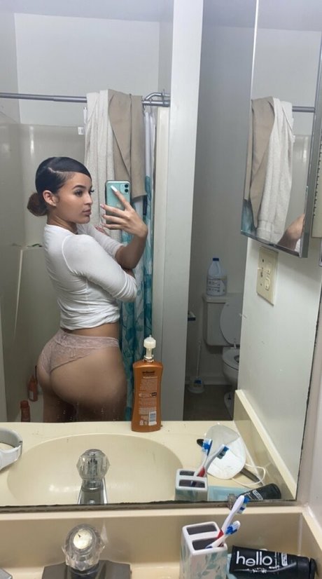 Trazyasia  nude leaked OnlyFans photo