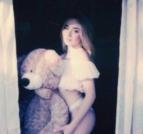 Sabrina Carpenter