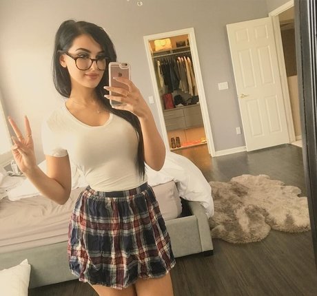 Sssniperwolf