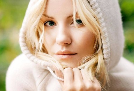 Elisha Cuthbert