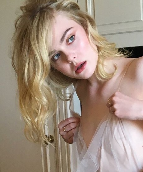 Elle Fanning