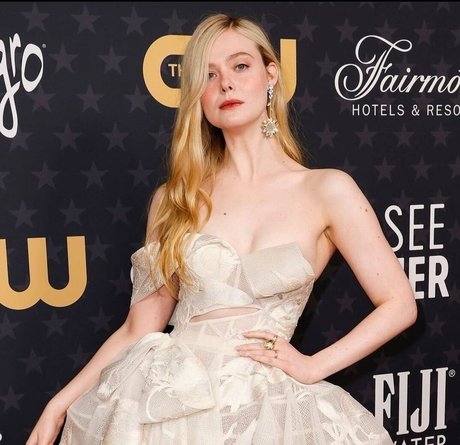 Elle Fanning