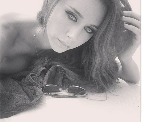 Una Healy