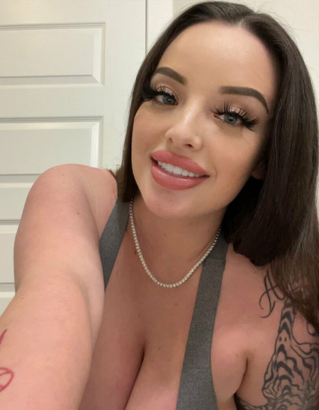 Alexawoods69