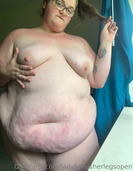 Ladykeepsherlegsopen