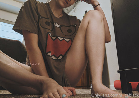 Aliceblack