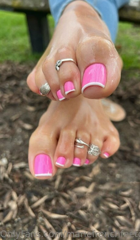 Mariefrenchfeetgirlfree
