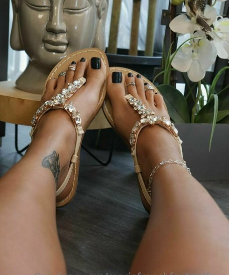 Mariefrenchfeetgirlfree