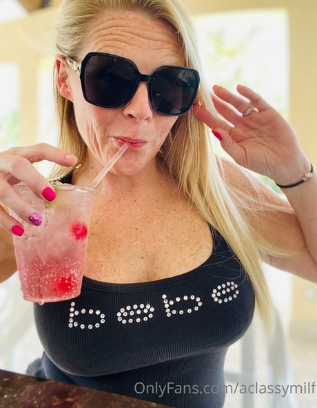 Aclassymilf
