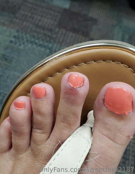 Sweetfeet2187