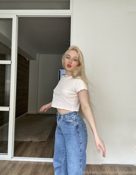 Valeryjonesvip
