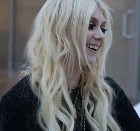 Taylor Momsen