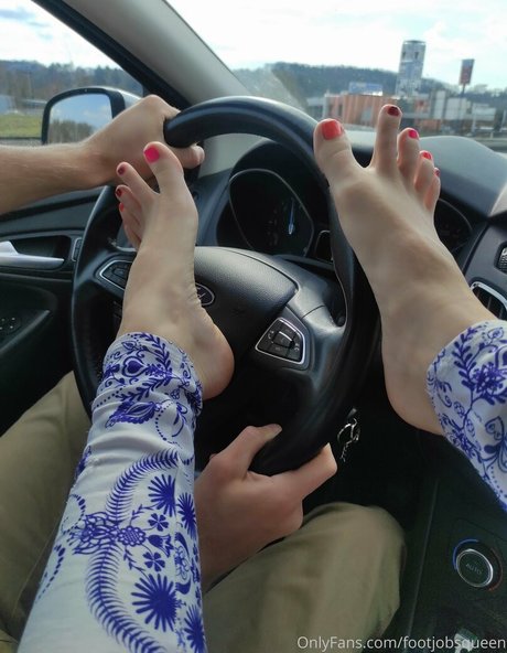 Footjobsqueen