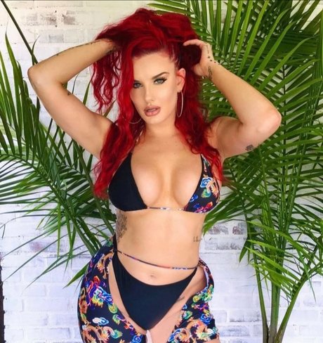 Justina Valentine