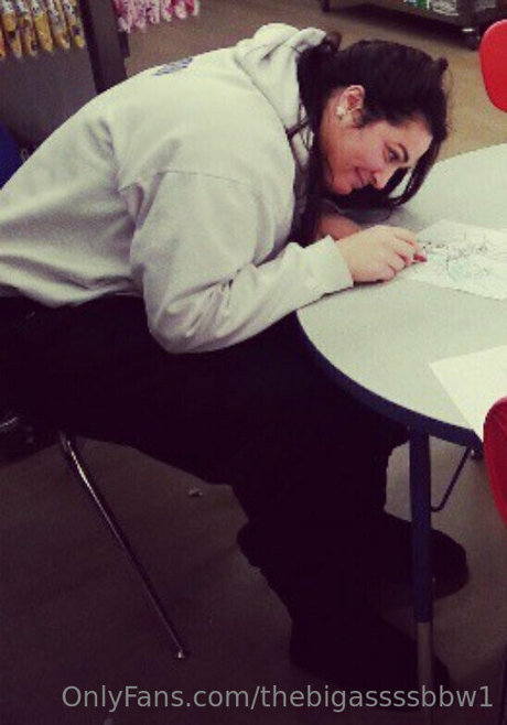 Thebigassssbbw1