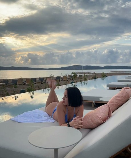 Agathe Auproux