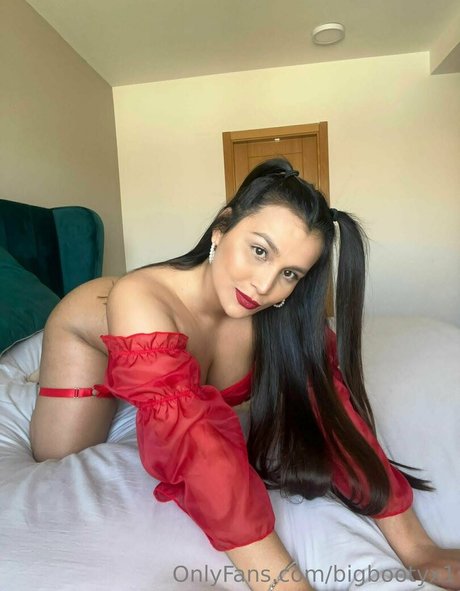 Bigbootyx1