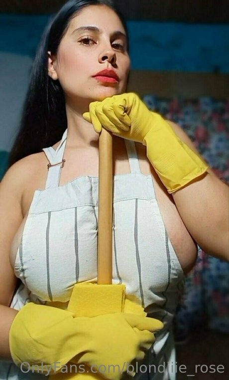 Blondiiierose