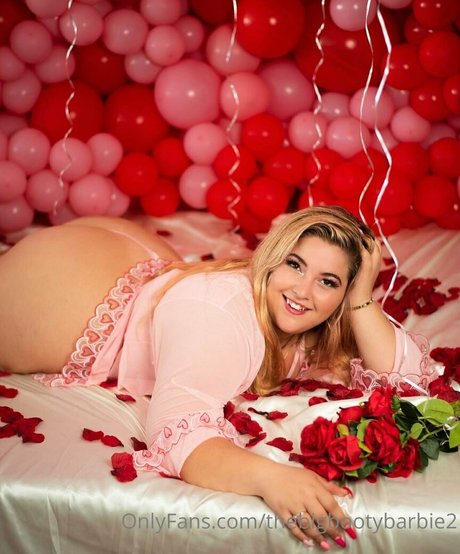 Thebigbootybarbie2