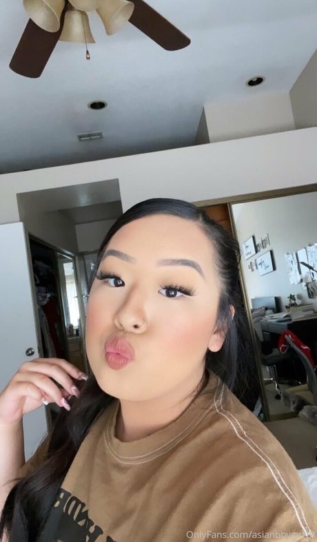 Asianbbygirl18