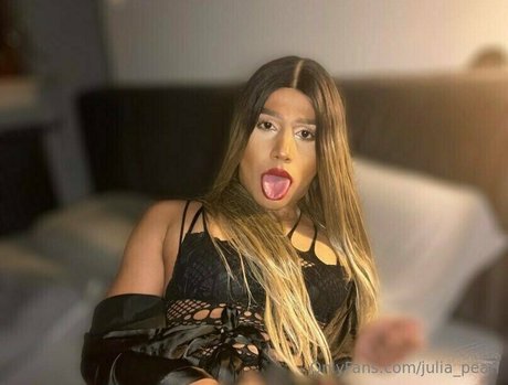 Juliapearl