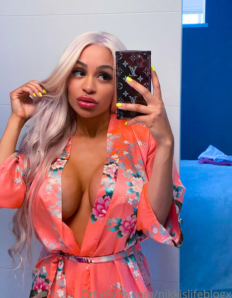 Nikkislifeblogx