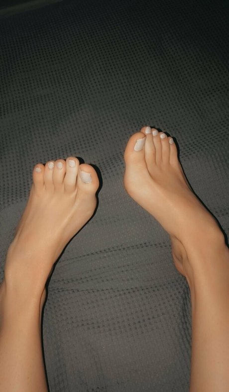 Unigirlfeet