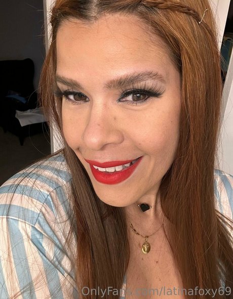Latinafoxy69