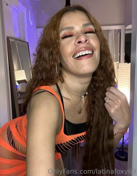 Latinafoxy69