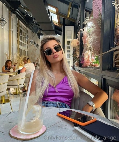 Blondyangel