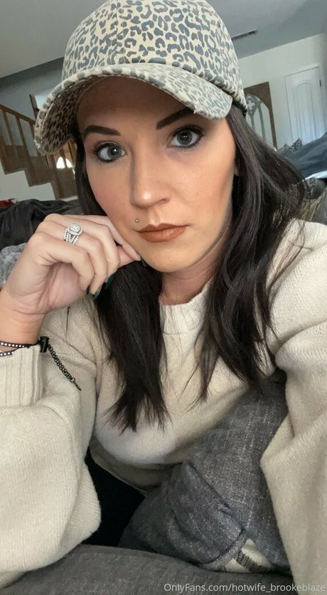 Hotwifebrookeblaze