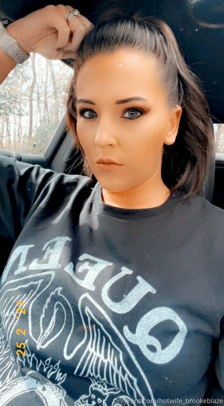 Hotwifebrookeblaze