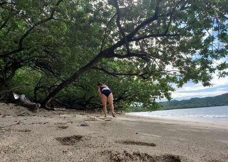 Show Your Girlfriend