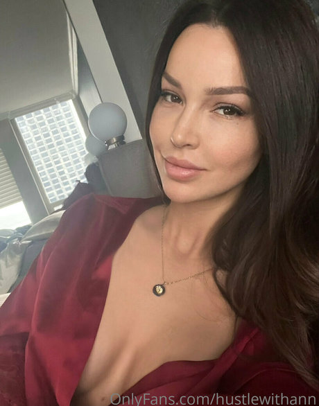 Hustlewithann