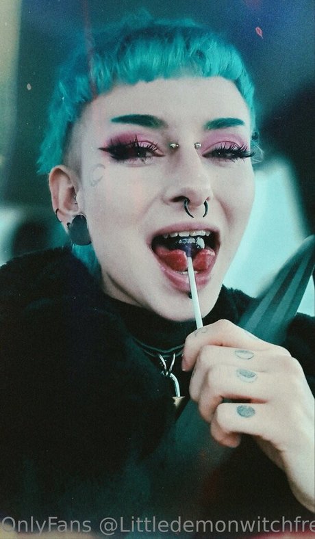 Littledemonwitchfree
